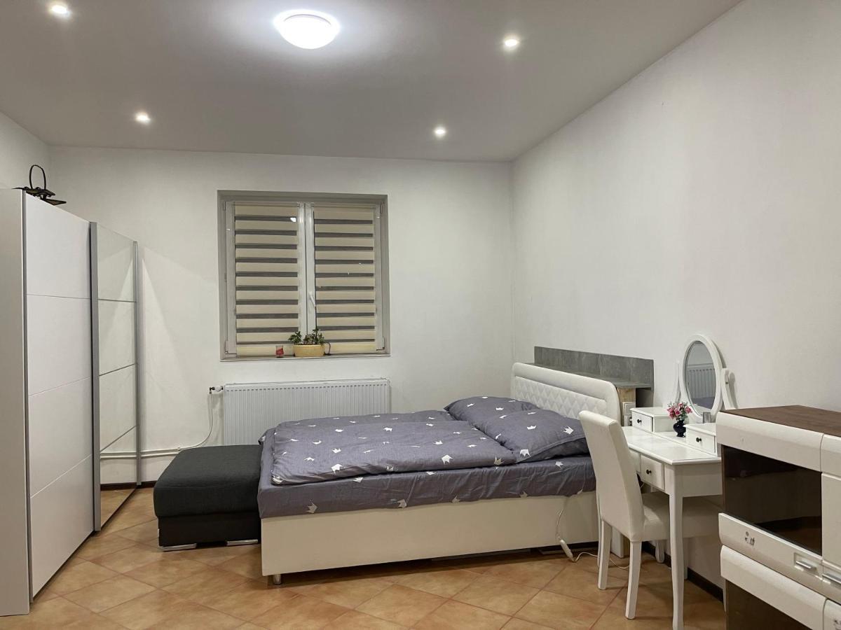 Ferienwohnung Milky Way Sokolov Exterior foto